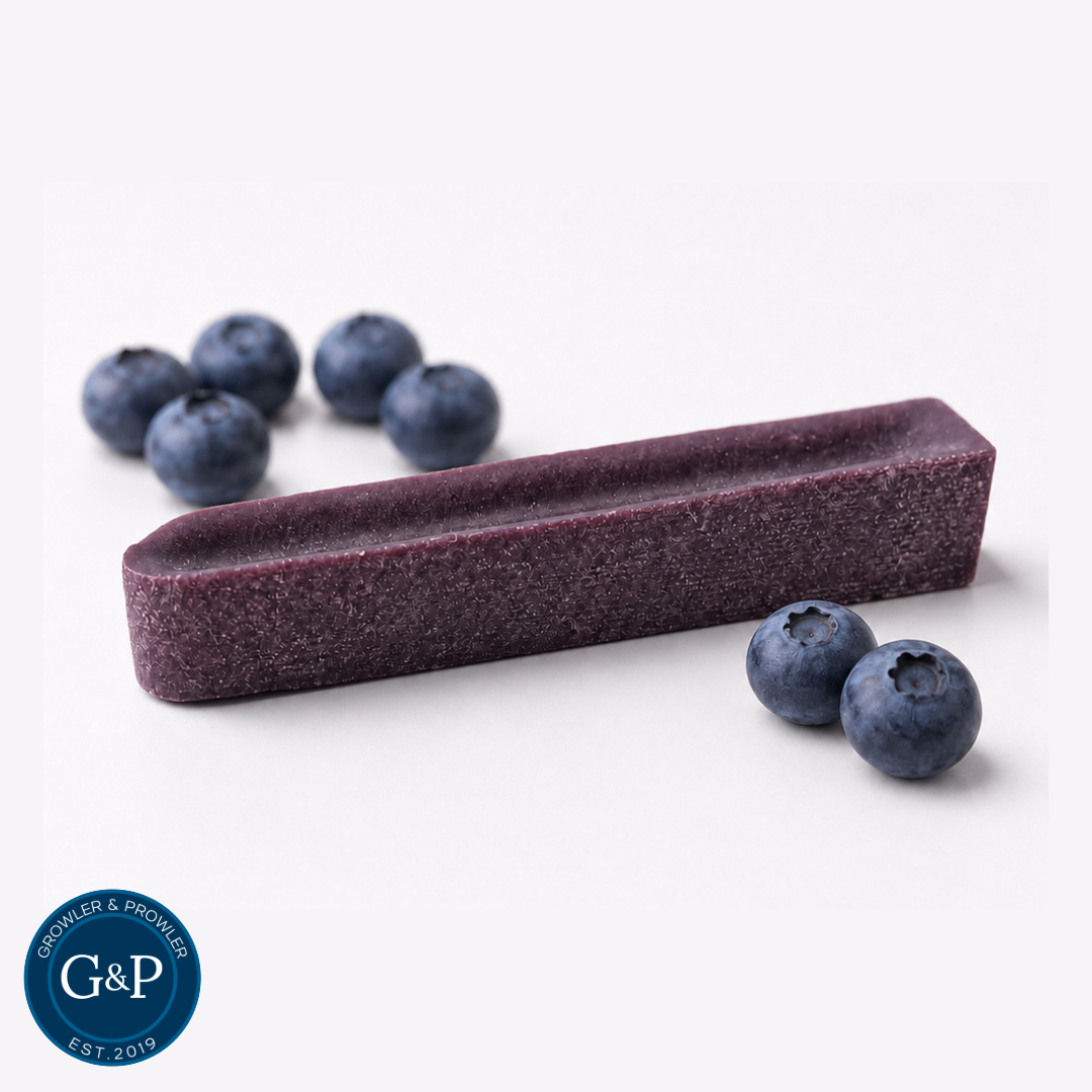 Tatty Yak Blueberry Yak Dog Chew. A great natural long lasting dog chew in Blueberry flavour. Available in Manchester at Growler and Prowler Pets.