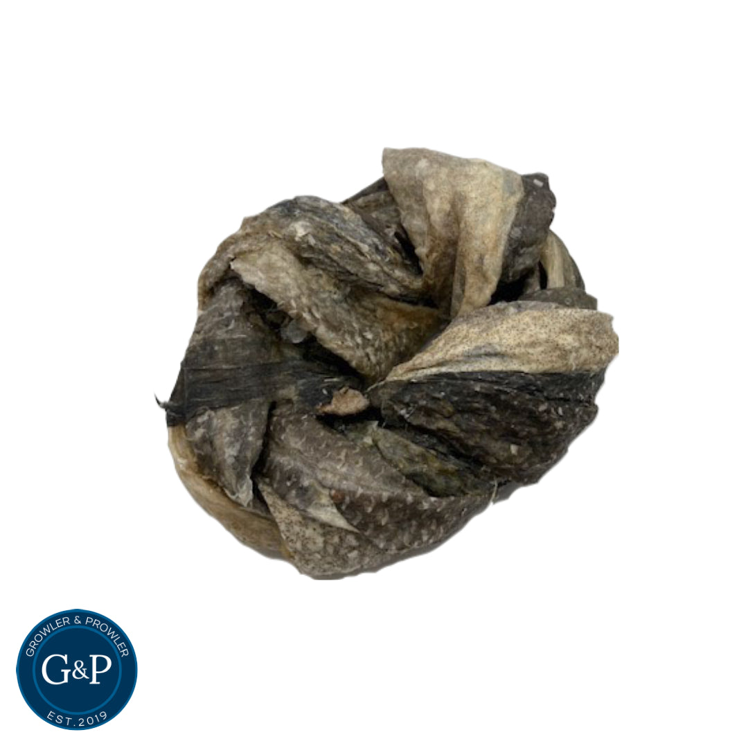 Healthy and delicious cod donut for dogs. This long-lasting treat is a great way to keep your dog entertained and occupied.